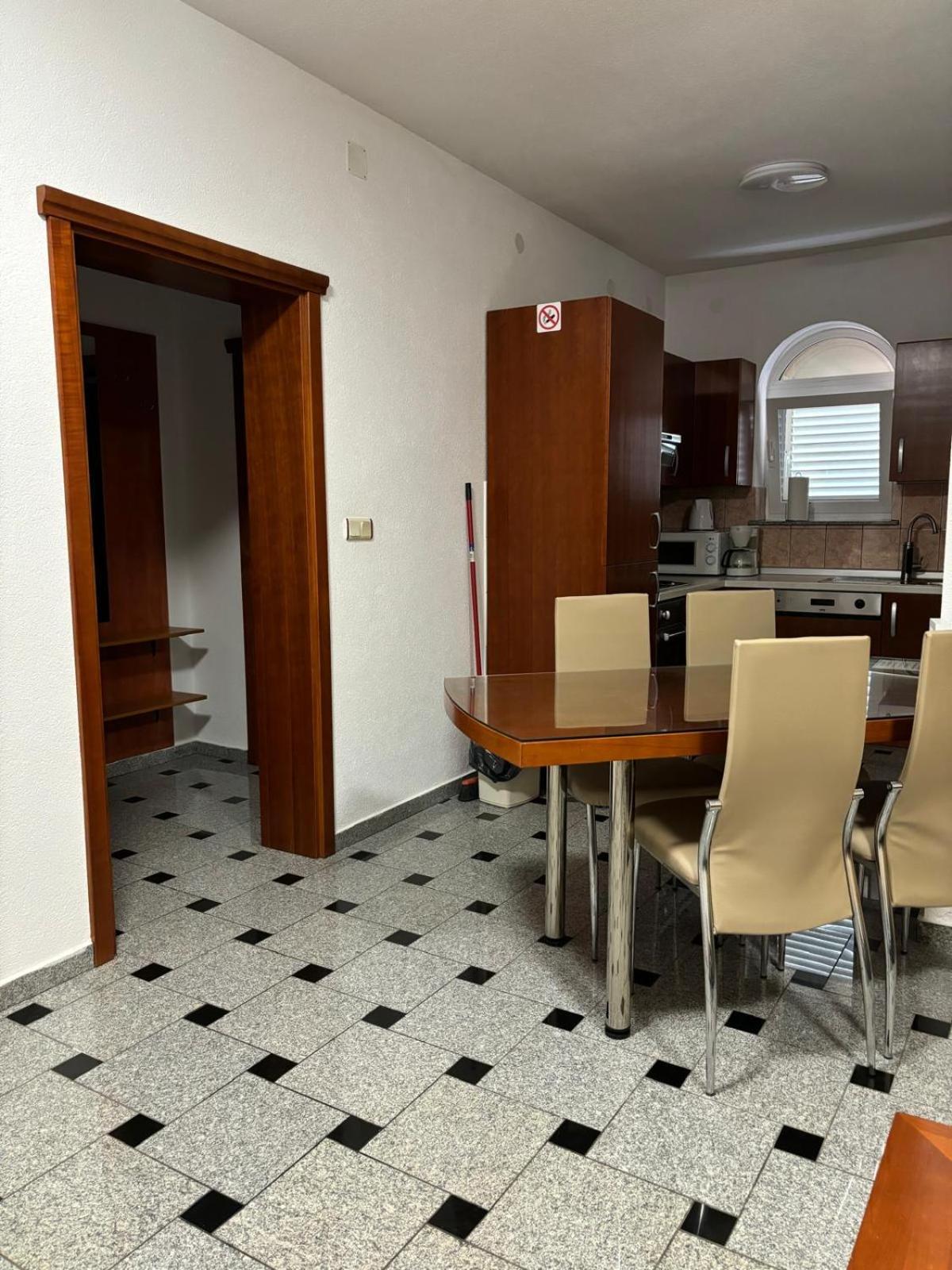 Apartments Sulekic スベティ・フィリップ・イ・ヤコブ エクステリア 写真