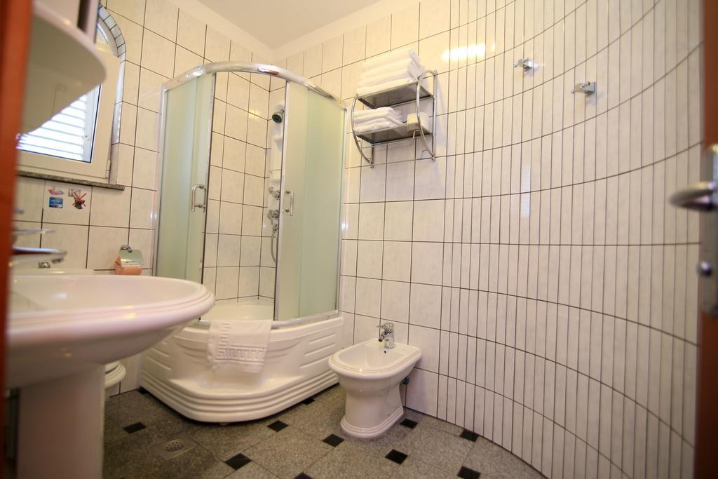 Apartments Sulekic スベティ・フィリップ・イ・ヤコブ エクステリア 写真